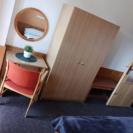 - Retro Hotel Pasek