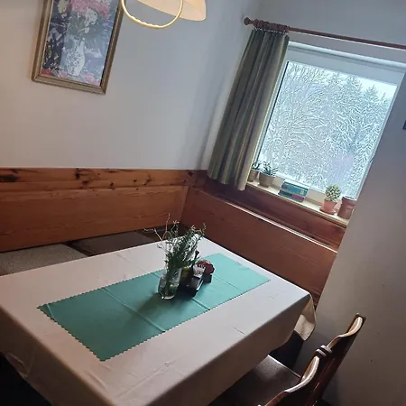 Hotel - Retro *