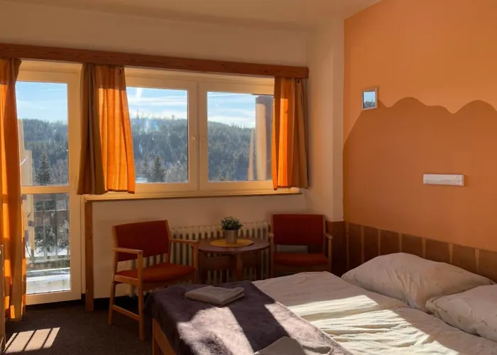 Hotell - Retro *