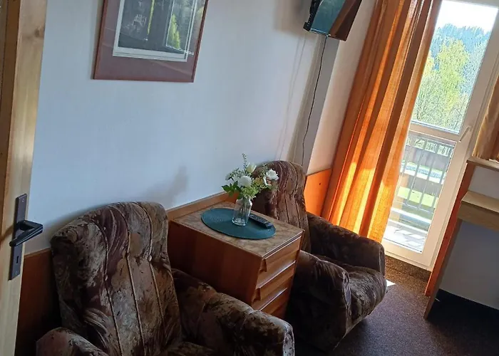 - Retro Hotell